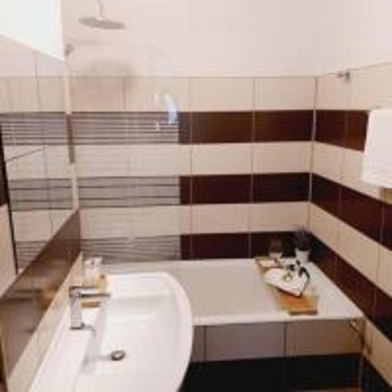 Cozy Apartment In The Center Of Бухарест Экстерьер фото